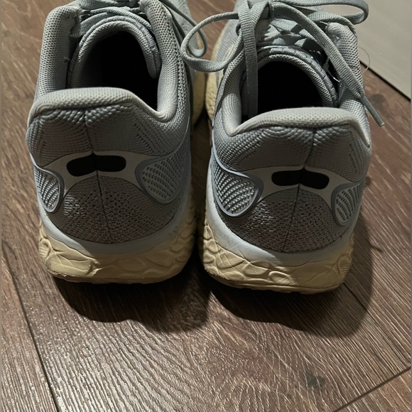 New Balance Men’s Blue Athletic Shoes GUC - Picture 5 of 6